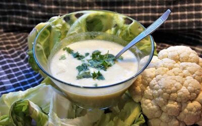 Super Clean Creamy Cauliflower Soup